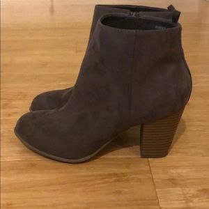 Gap Suede Beige Booties